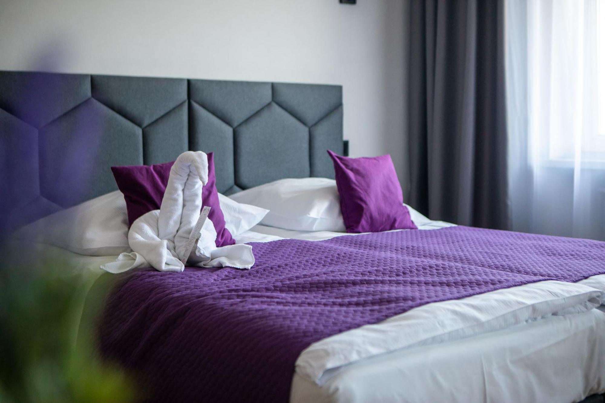 Wrzos Resort & Wellness Wegierska Gorka Bagian luar foto