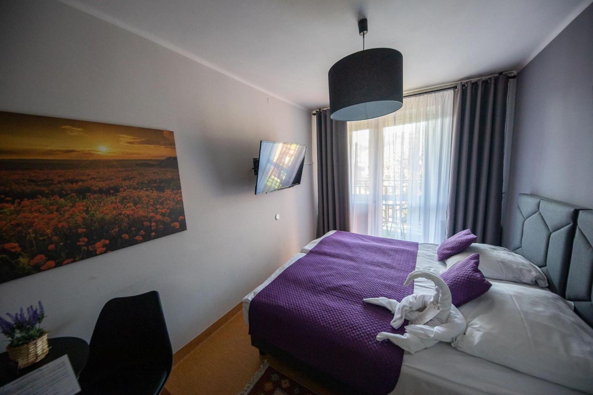 Wrzos Resort & Wellness Wegierska Gorka Bagian luar foto