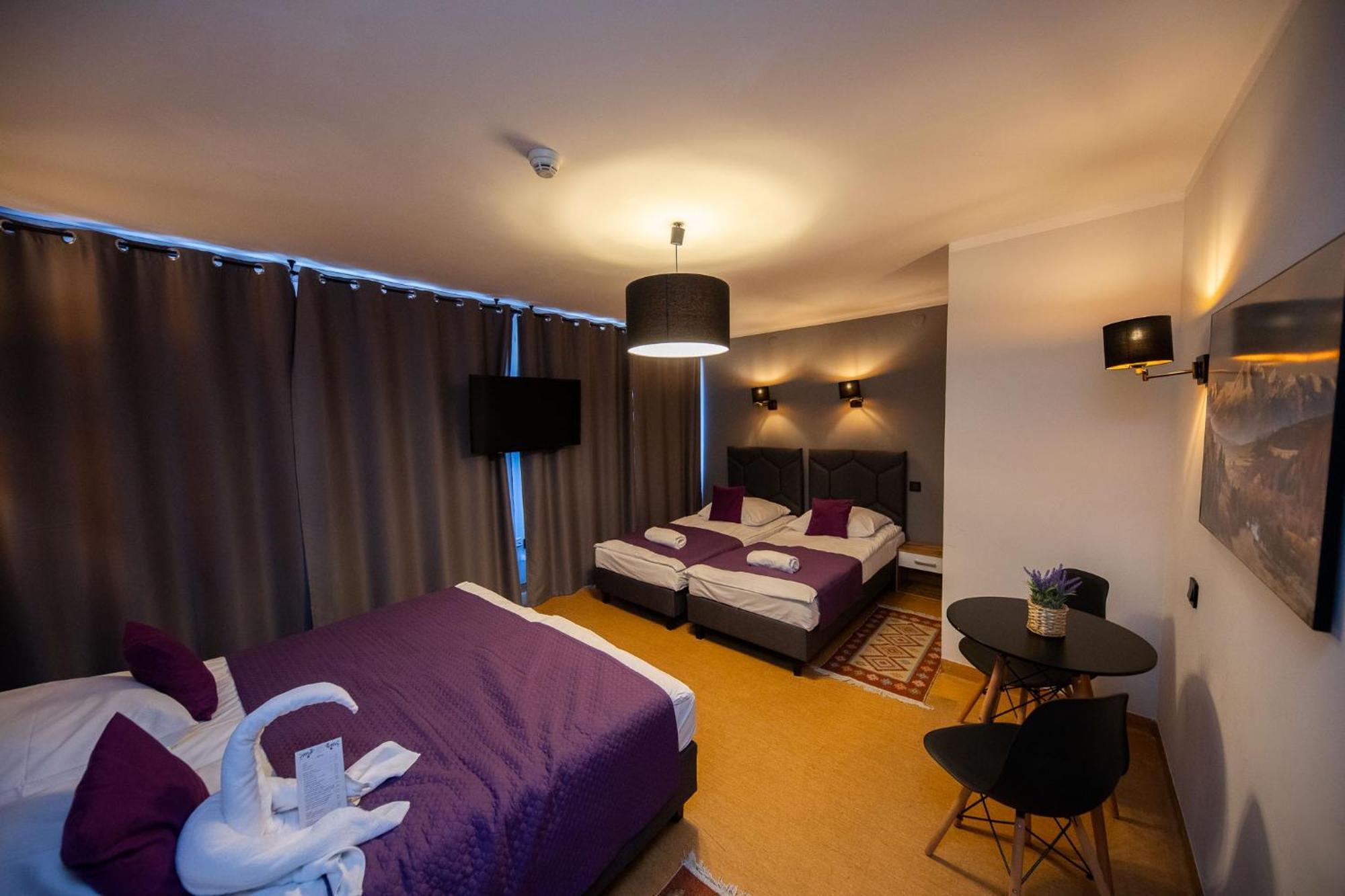 Wrzos Resort & Wellness Wegierska Gorka Bagian luar foto