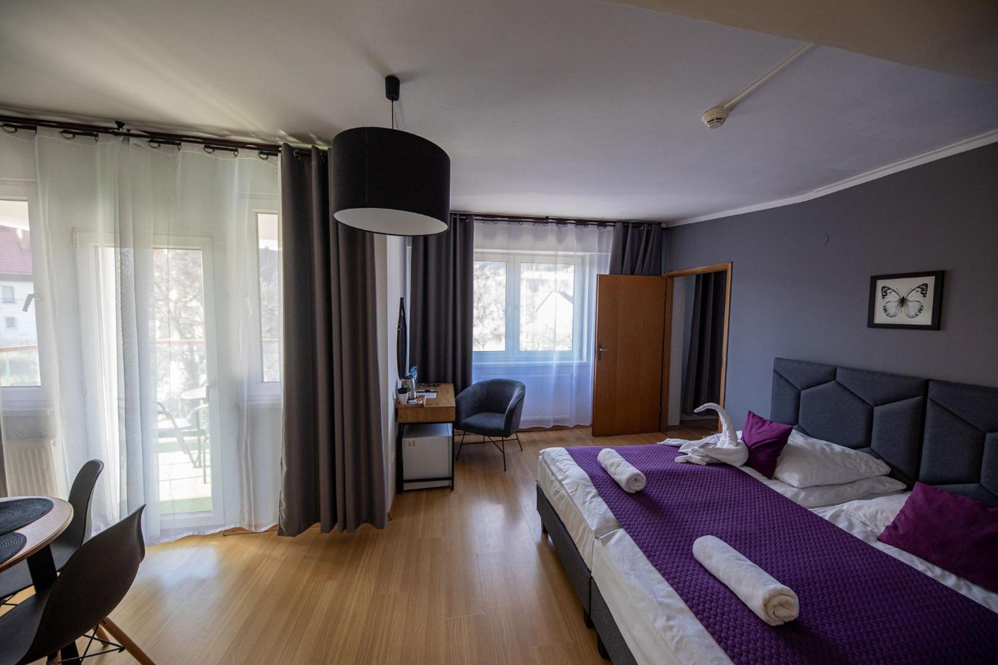 Wrzos Resort & Wellness Wegierska Gorka Bagian luar foto