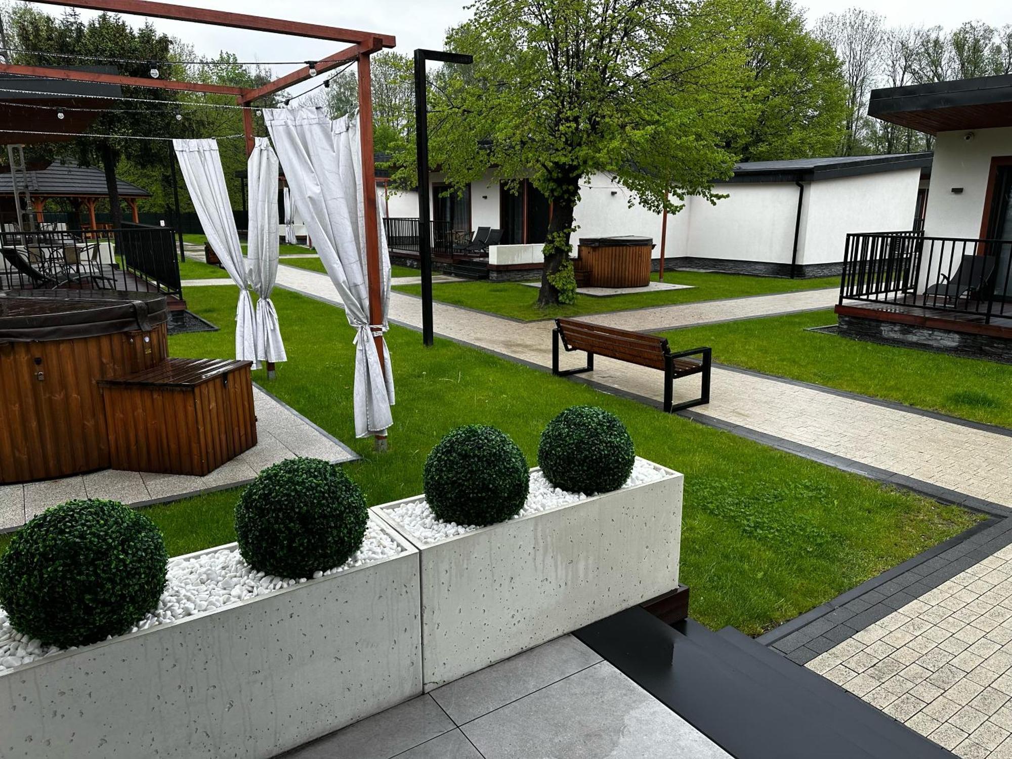Wrzos Resort & Wellness Wegierska Gorka Bagian luar foto