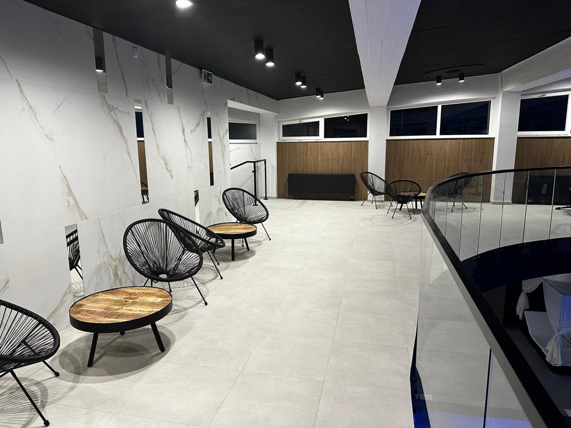 Wrzos Resort & Wellness Wegierska Gorka Bagian luar foto