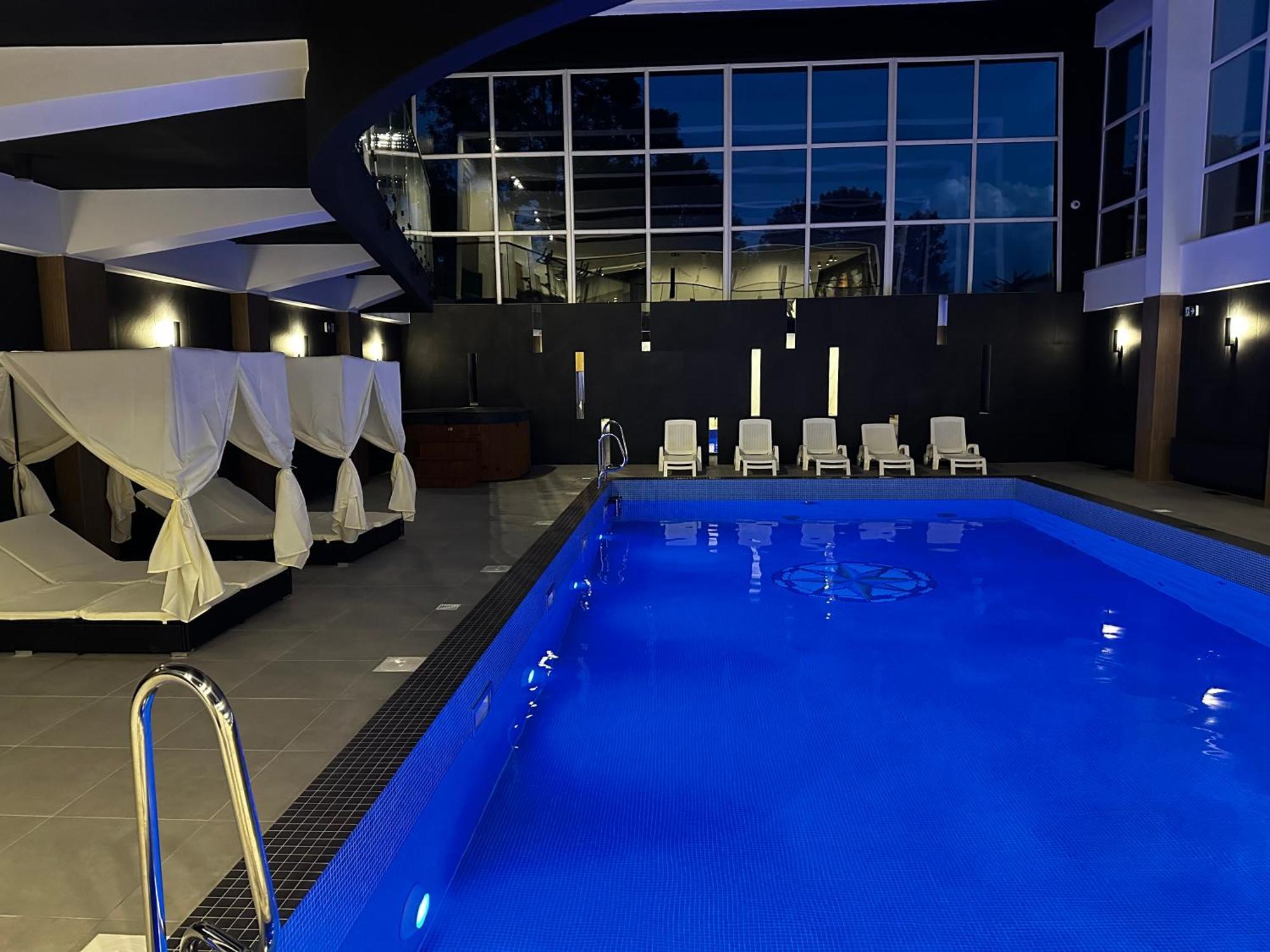 Wrzos Resort & Wellness Wegierska Gorka Bagian luar foto